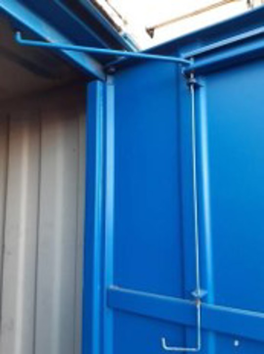 Storage Containers Door Restraints Good 2